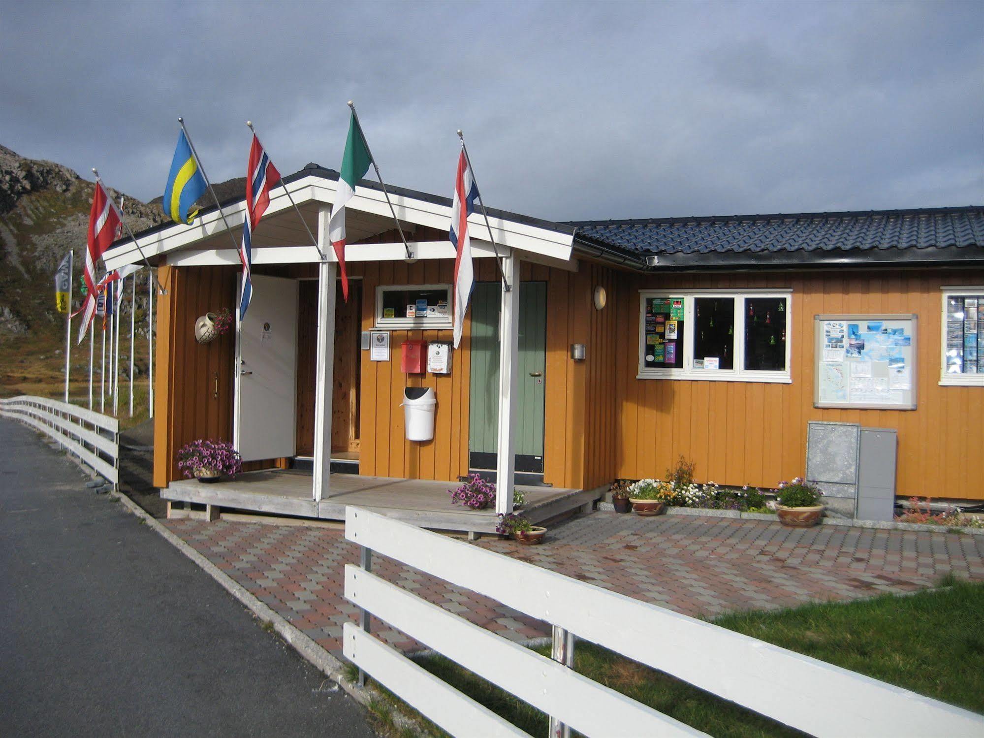 Nordkapp Camping Honningsvag Exterior photo