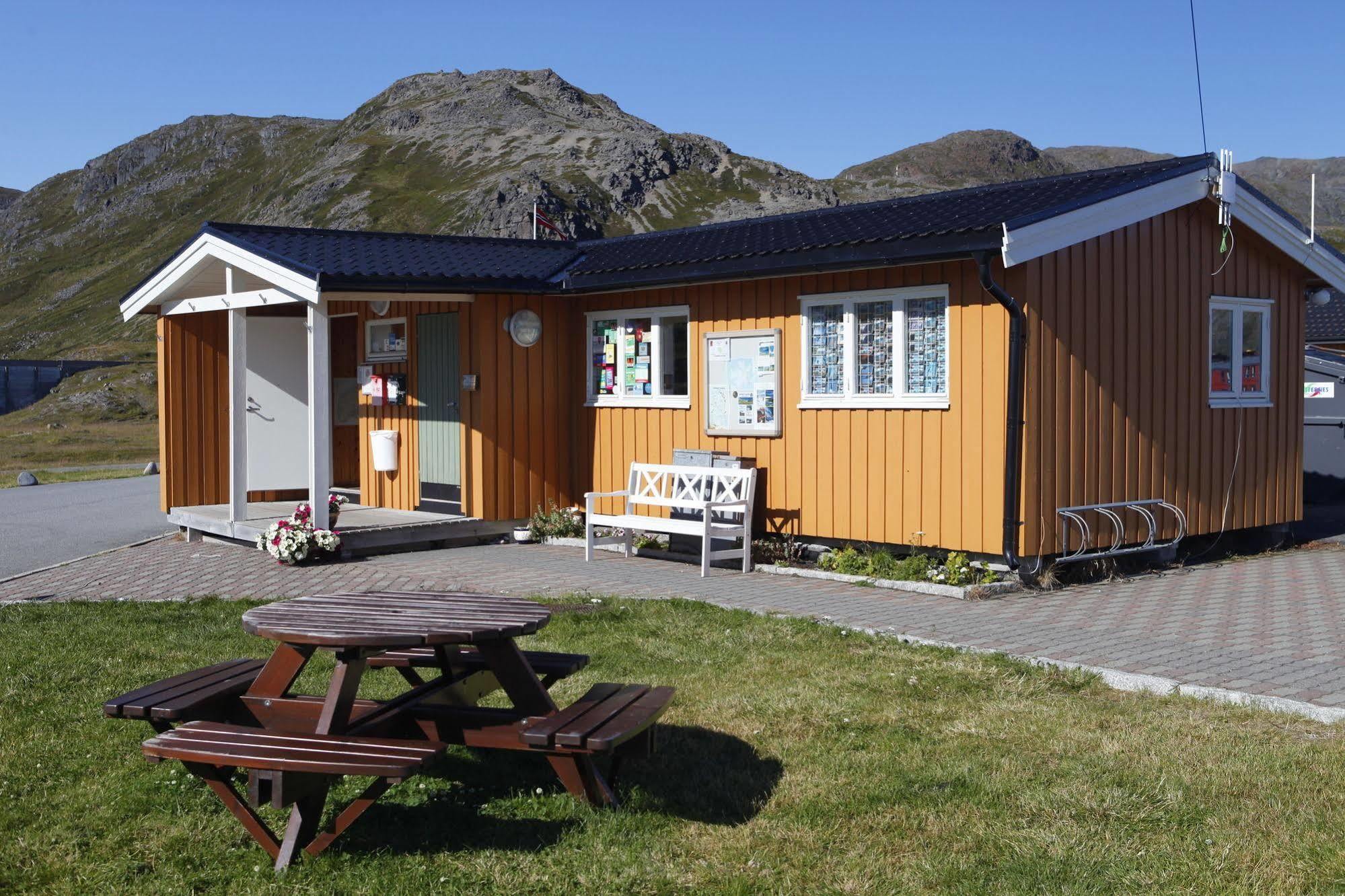 Nordkapp Camping Honningsvag Exterior photo